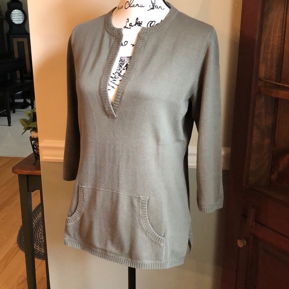 Eddie Bauer olive neck sweater